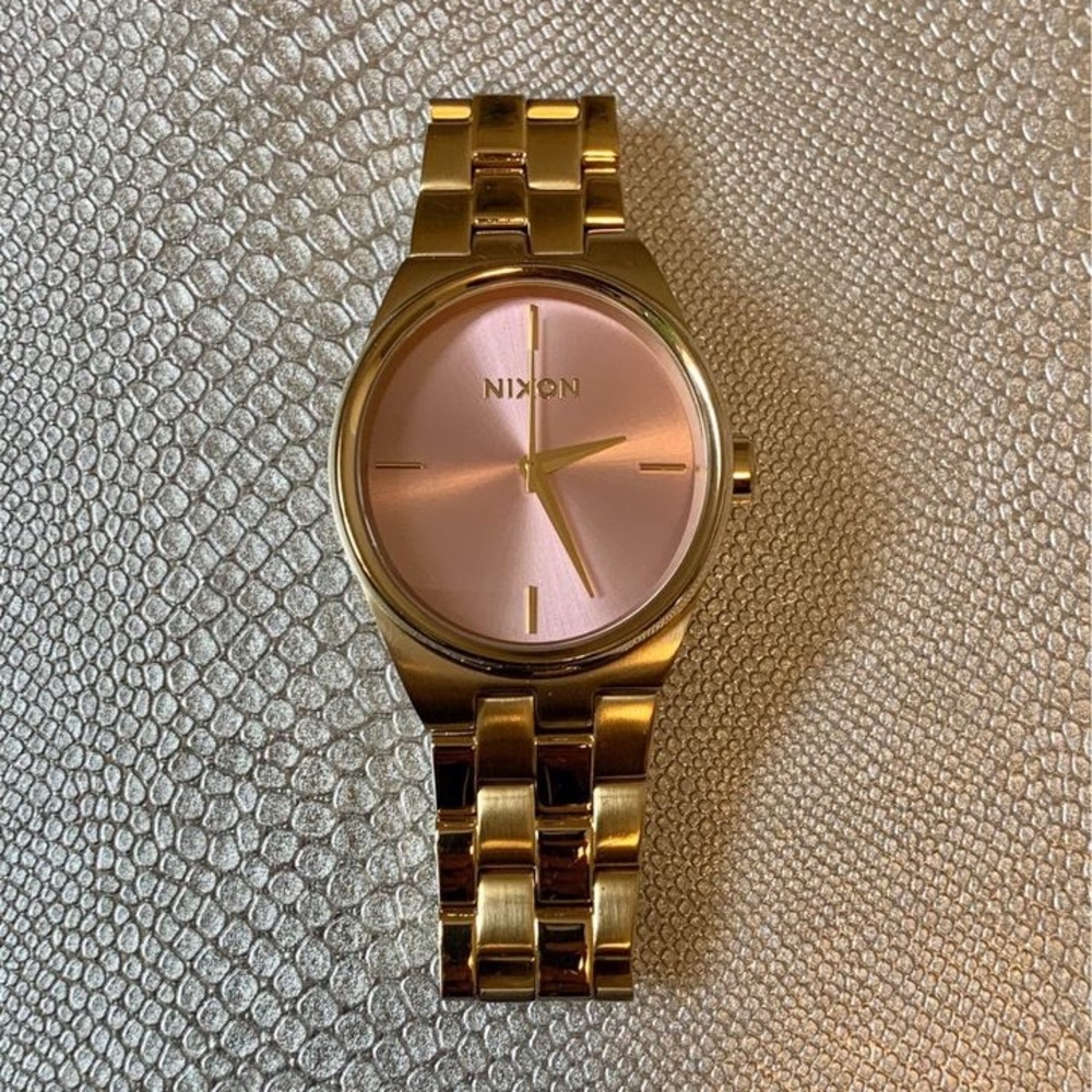 NIXON “The Idol” Watch